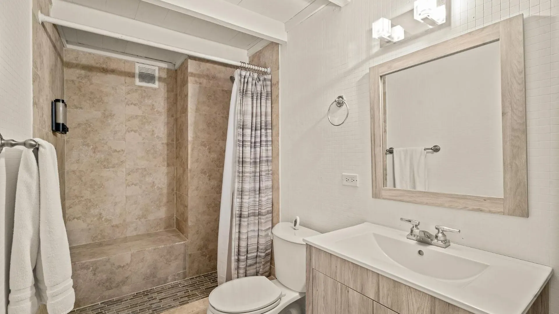 Ferienwohnung Opal Penthouse With Balcony San Juan Apartment